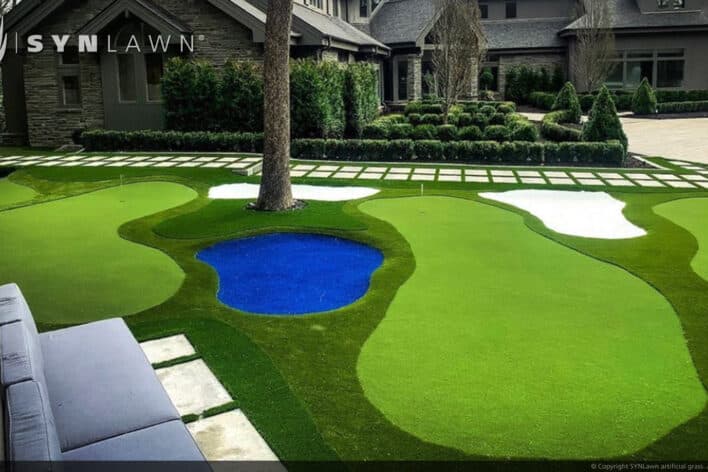 SYNLawn Wyoming residential frontyard golf putting greens